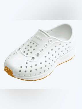 NIB Native Robbie Shoes Unisex Size J5